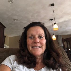 Meet your Posher, Debra